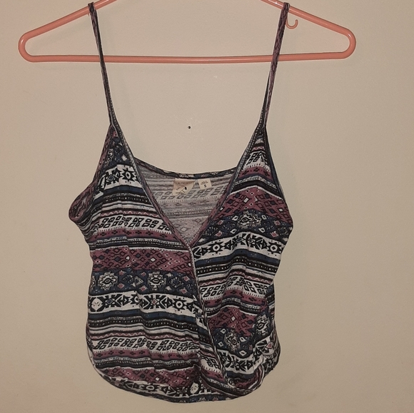 Crop top - Picture 2 of 3